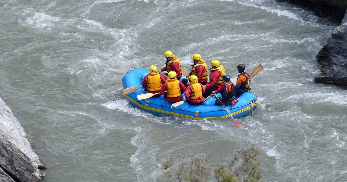 bhotekoshi river rafting in nepal