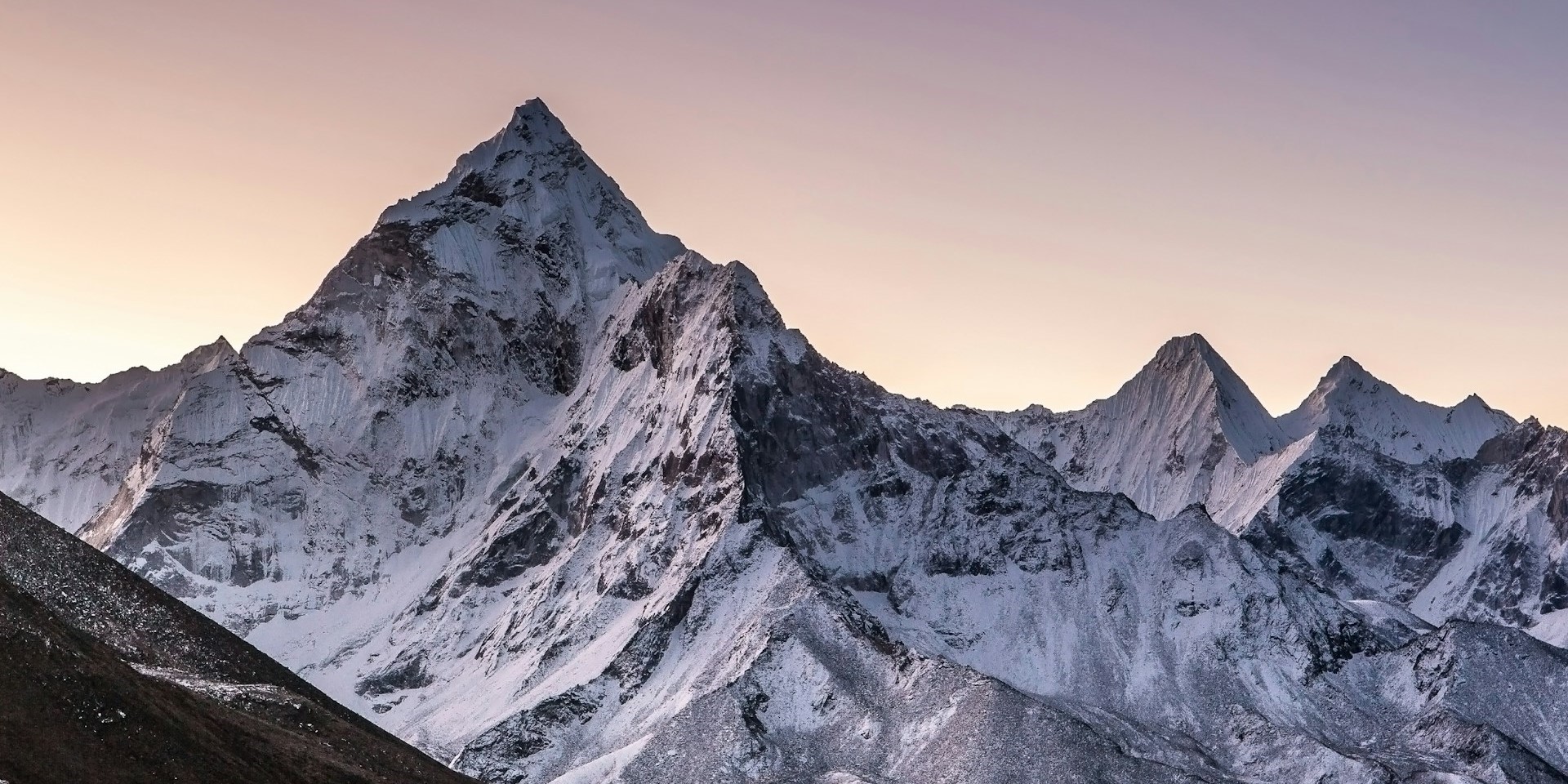view of Amadablam