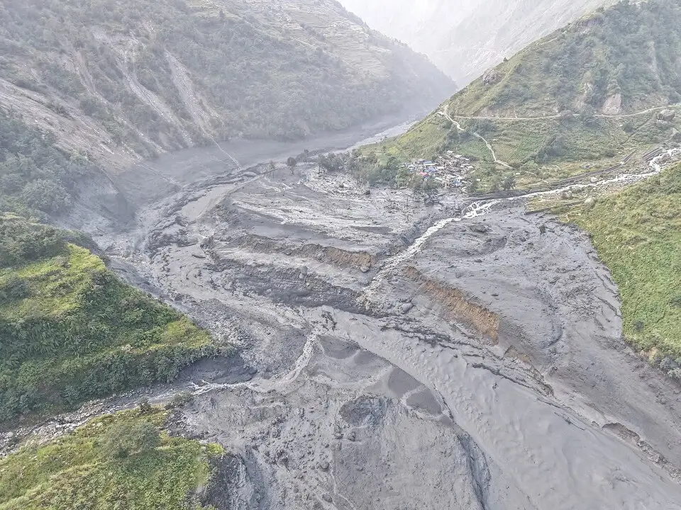 Flood damage on the Budhi Gandaki- Manaslu circuit Trek